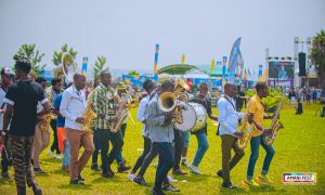Lire la suite à propos de l’article LA FANFARE DU LAC KIVU